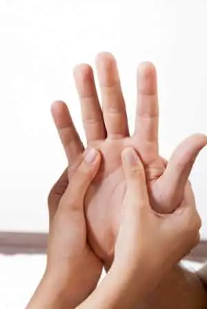 Ways to Use Acupressure to Heal Yourself