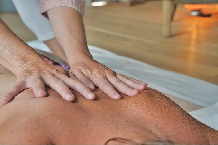 What to Wear to a Deep Tissue Massage