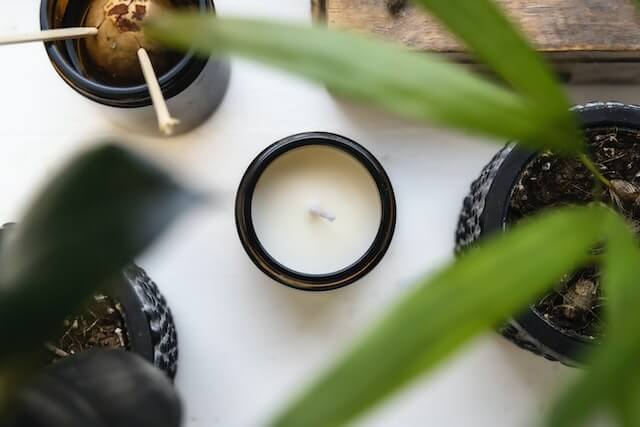 How Long Do Yankee Candles Last Unopened Shelf Life And Burn Times 